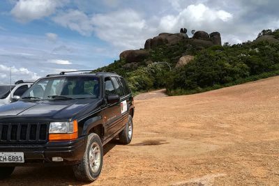 Um de nossos 4x4 na Pedra Grande